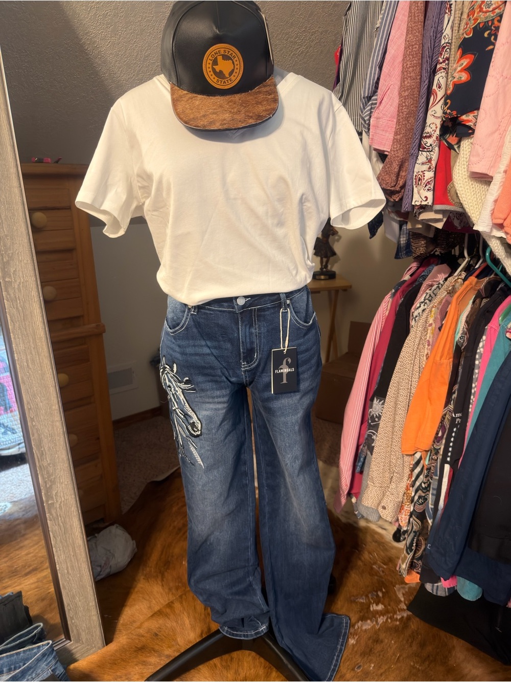 FlamingalsWomen’s Dark Blue Embroidered Flared Jeans size XL NWT